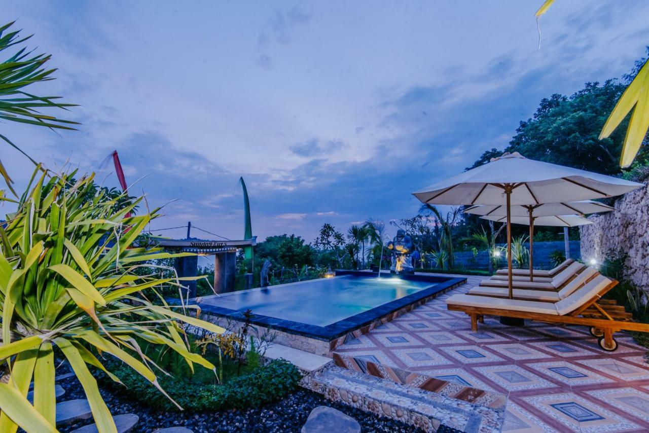 Sunday Huts Lembongan Hotel Luaran gambar