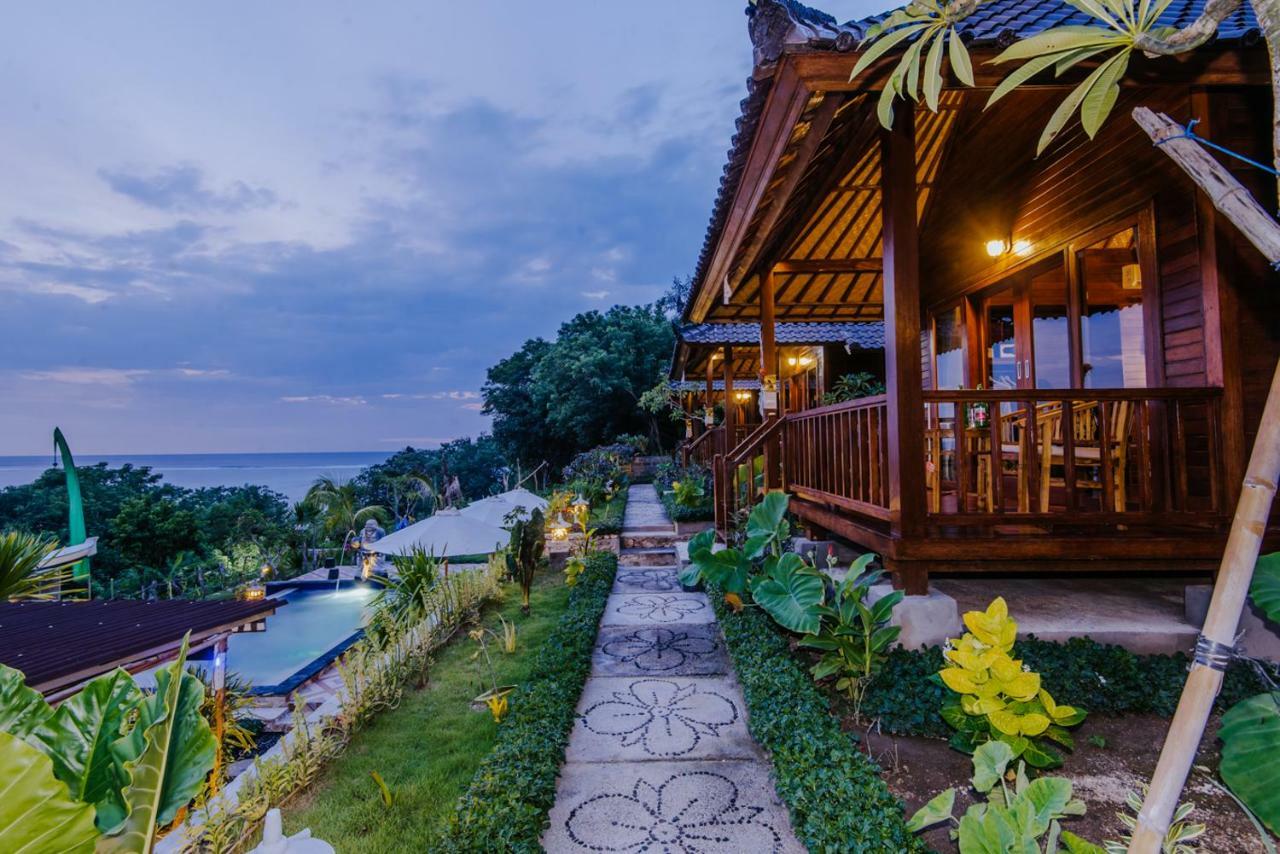 Sunday Huts Lembongan Hotel Luaran gambar