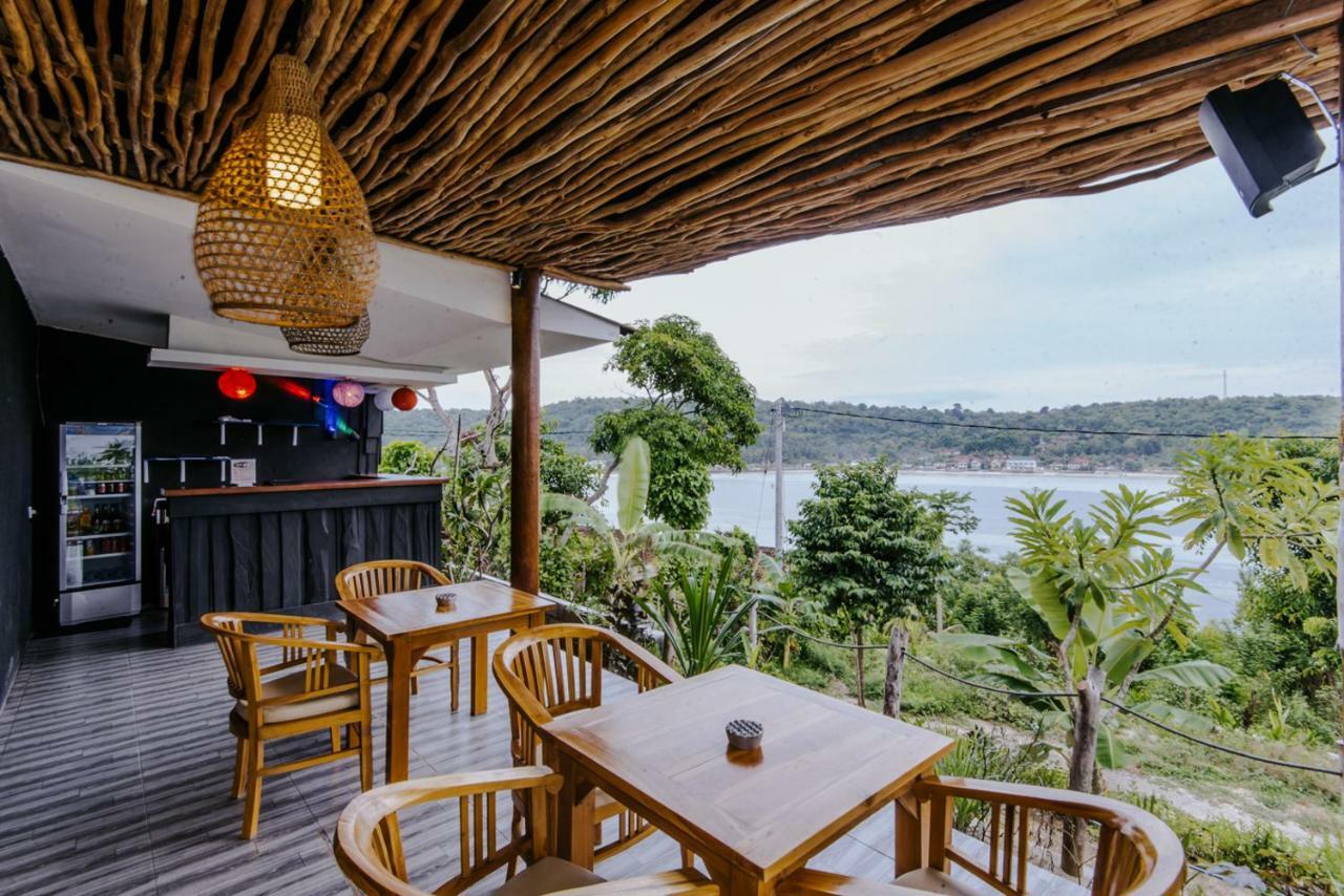Sunday Huts Lembongan Hotel Luaran gambar