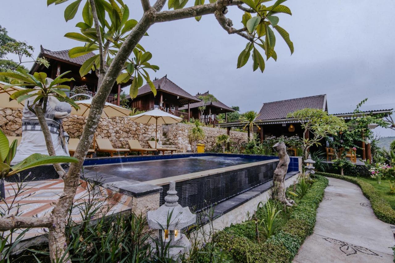 Sunday Huts Lembongan Hotel Luaran gambar
