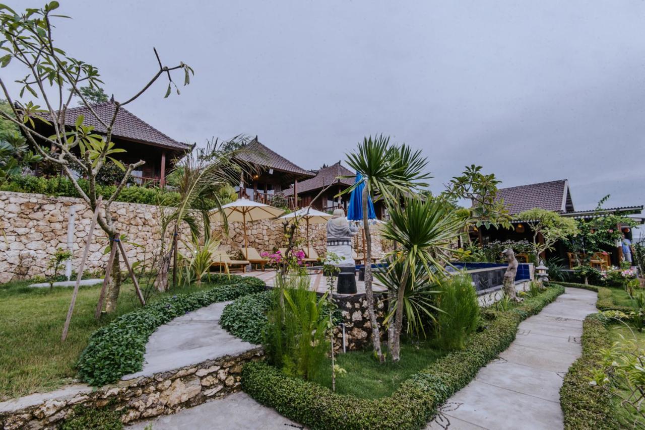 Sunday Huts Lembongan Hotel Luaran gambar