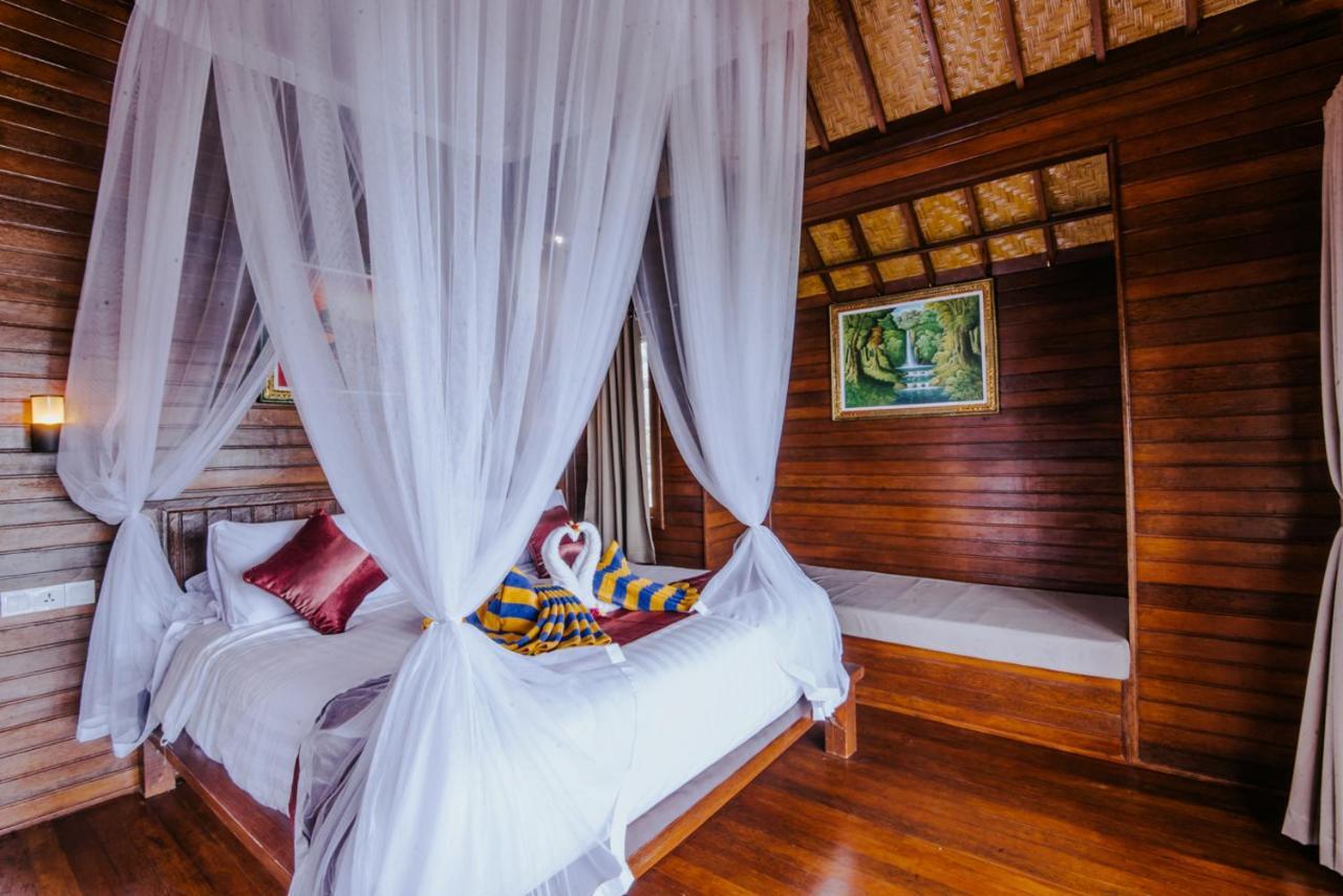 Sunday Huts Lembongan Hotel Luaran gambar