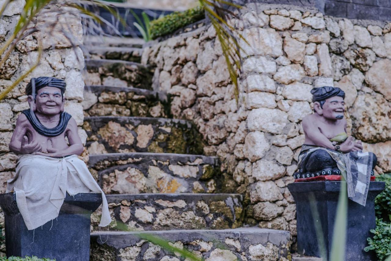Sunday Huts Lembongan Hotel Luaran gambar